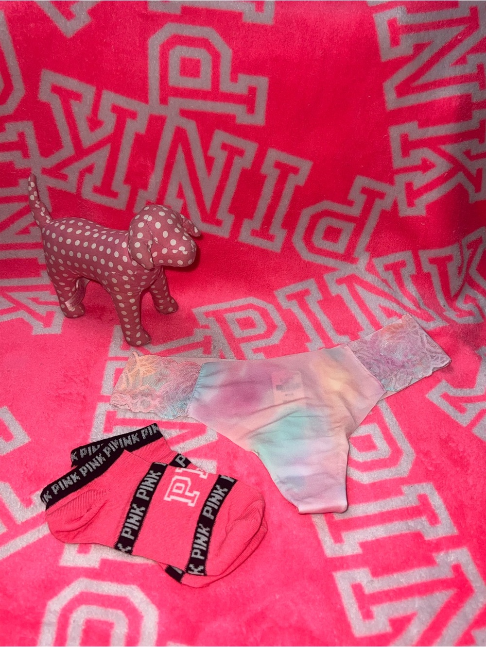 PINK Victoria's Secret Pastel Tie-Dye Lace-Trim Thong with Pink Logo Socks